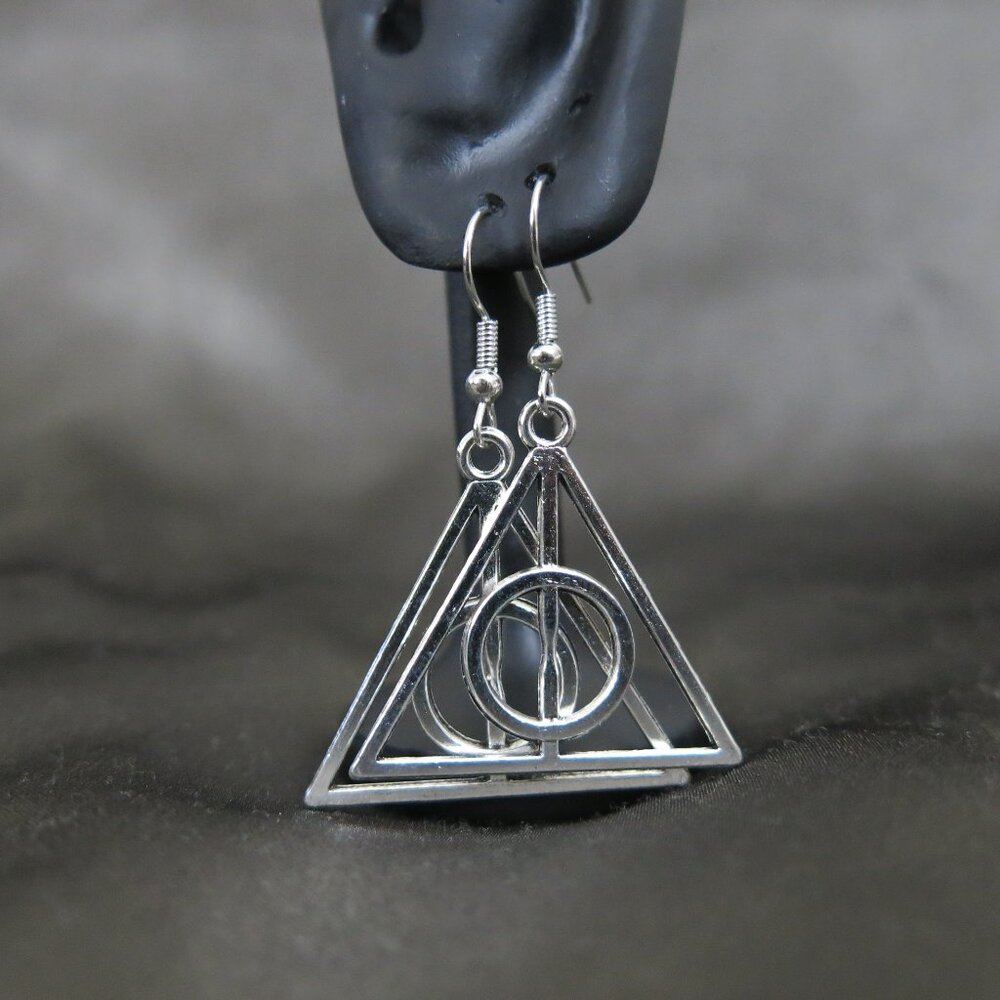Deathly Hallows Earrings (164)